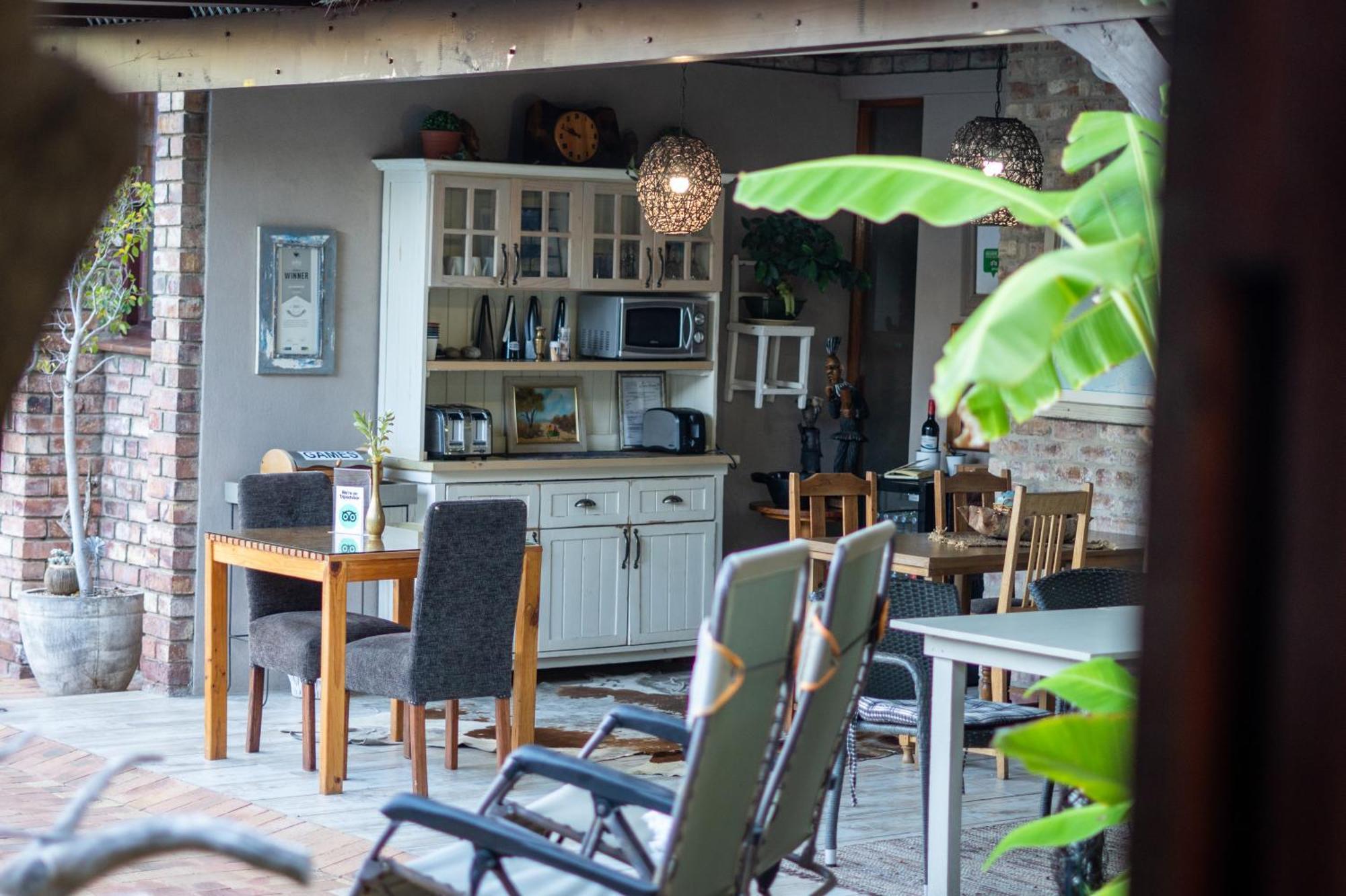 Earthbound Guest House Oudtshoorn Eksteriør bilde